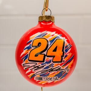 2001 Vintage NASCAR, Jeff Gordon, #24, Winner’s Circle Christmas Ornament